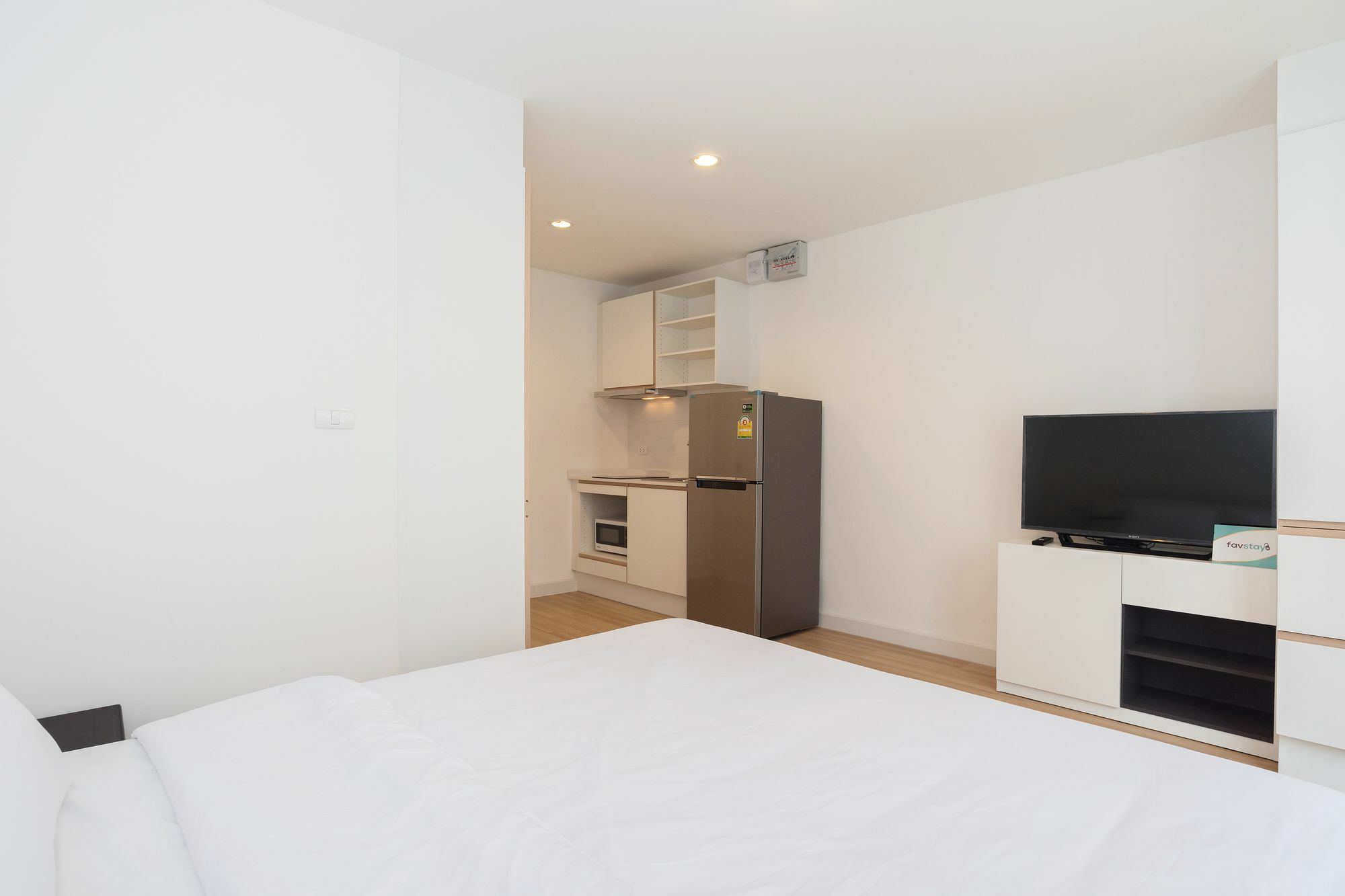 The Nest Sukhumvit 22 By Favstay Bangkok Bagian luar foto